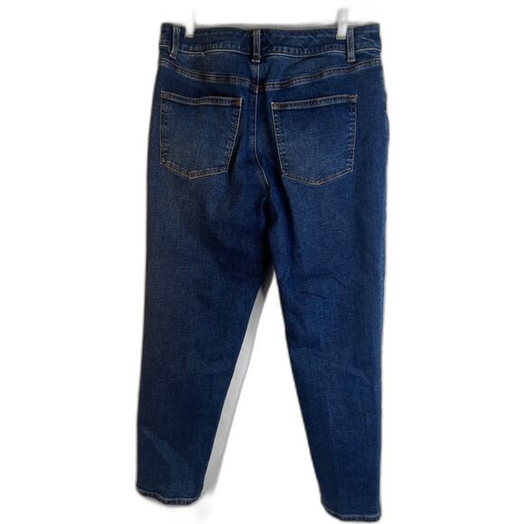 Talbots Everyday Relaxed Denim Jeans Slim Leg Mid Wash Casual Staple Size 8P - Picture 2 of 9